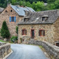 Restaurer une maison ancienne : les éléments à garder