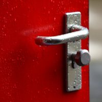 Choix de poignets de porte : quels critères prendre en compte ?