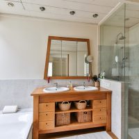 Choisir une cabine de douche : les critères à considérer