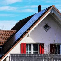 Quelques critères à considérer avant de choisir une tôle pour votre toiture