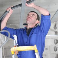Rénovation de l&rsquo;installation électrique : quels sont les facteurs influençant le coût ?