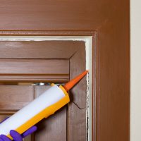 Quel type de joints pour calfeutrer votre porte d’entrée ?