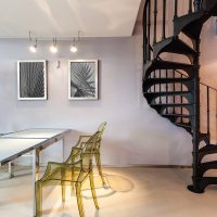 Escalier débillardé : caractéristiques, pose et prix