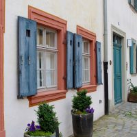 Comment entretenir et restaurer vos fenêtres en bois pour les rendre comme neuves ?