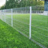 PVC vs Aluminium : quel matériau choisir pour votre clôture ?
