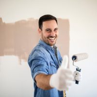Les secrets d&rsquo;une peinture durable : le choix des produits pour un intérieur impeccable