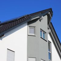 Les tendances en peinture de façade : Les styles qui rehaussent la valeur d&rsquo;une maison