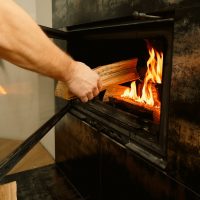 Les cheminées traditionnelles font-elles un retour en force dans la décoration intérieure ?