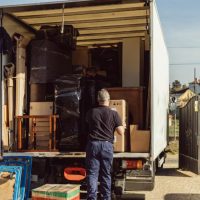 Pourquoi faire appel à un service de débarras ?