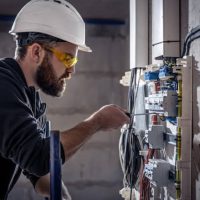 Dépannage électrique : les solutions pour une intervention rapide