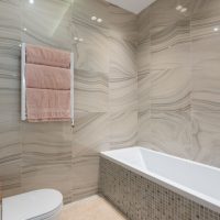 Le choix du carrelage mural et de sol pour une salle de bain antidérapante