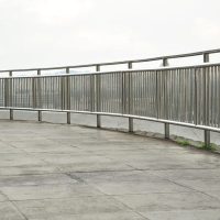 Garde-corps d&rsquo;extrémité : fermer l&rsquo;échafaudage